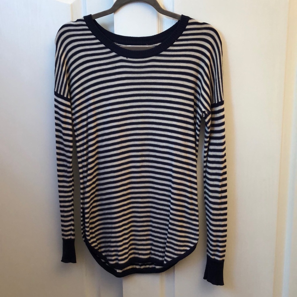 Long sleeve sweater